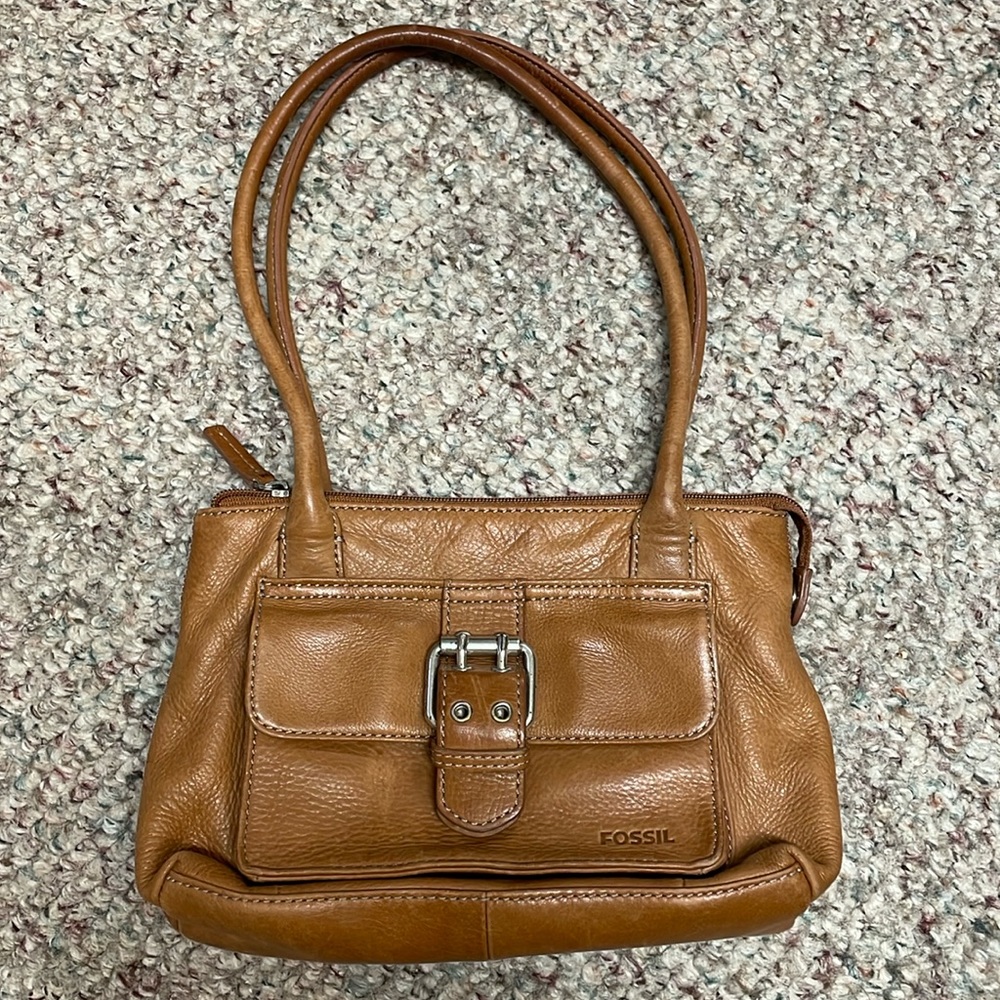 Fossil leather purse/wallet